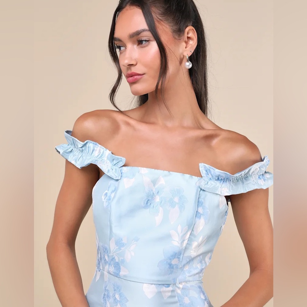 NWT Lulus Pop The Bottle Light Blue Floral Jacquard Ruffled Mini Dress - Size M - Picture 4 of 5